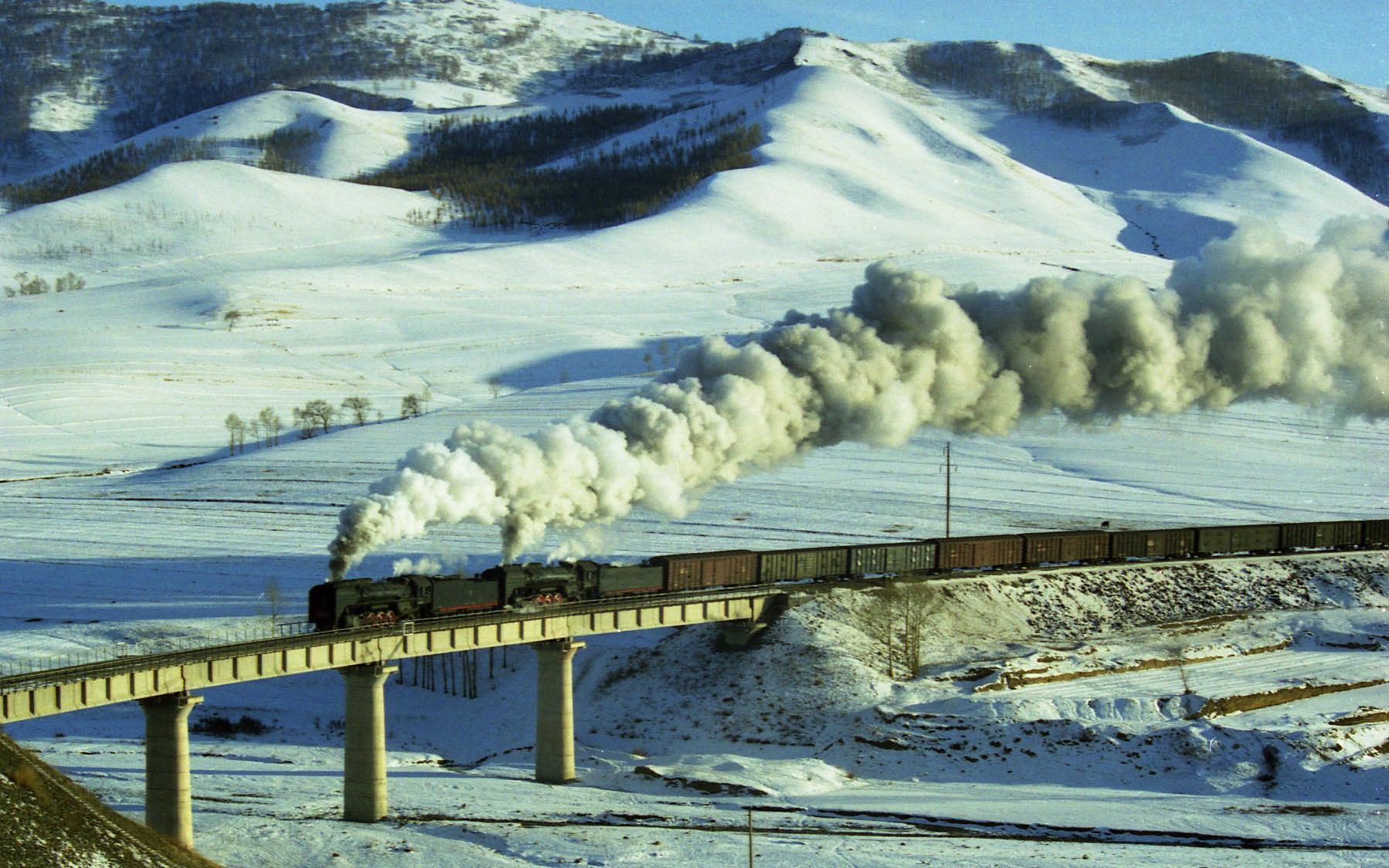 2 QJs on the Jing Peng Pass