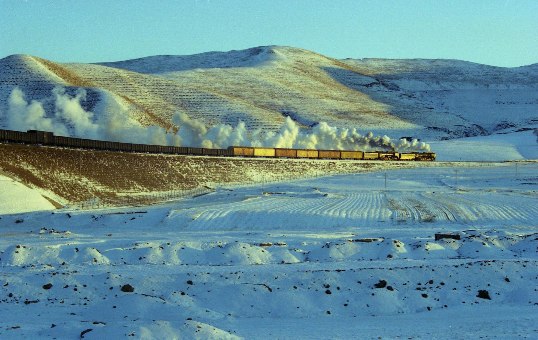 2 QJs on the Jing Peng Pass